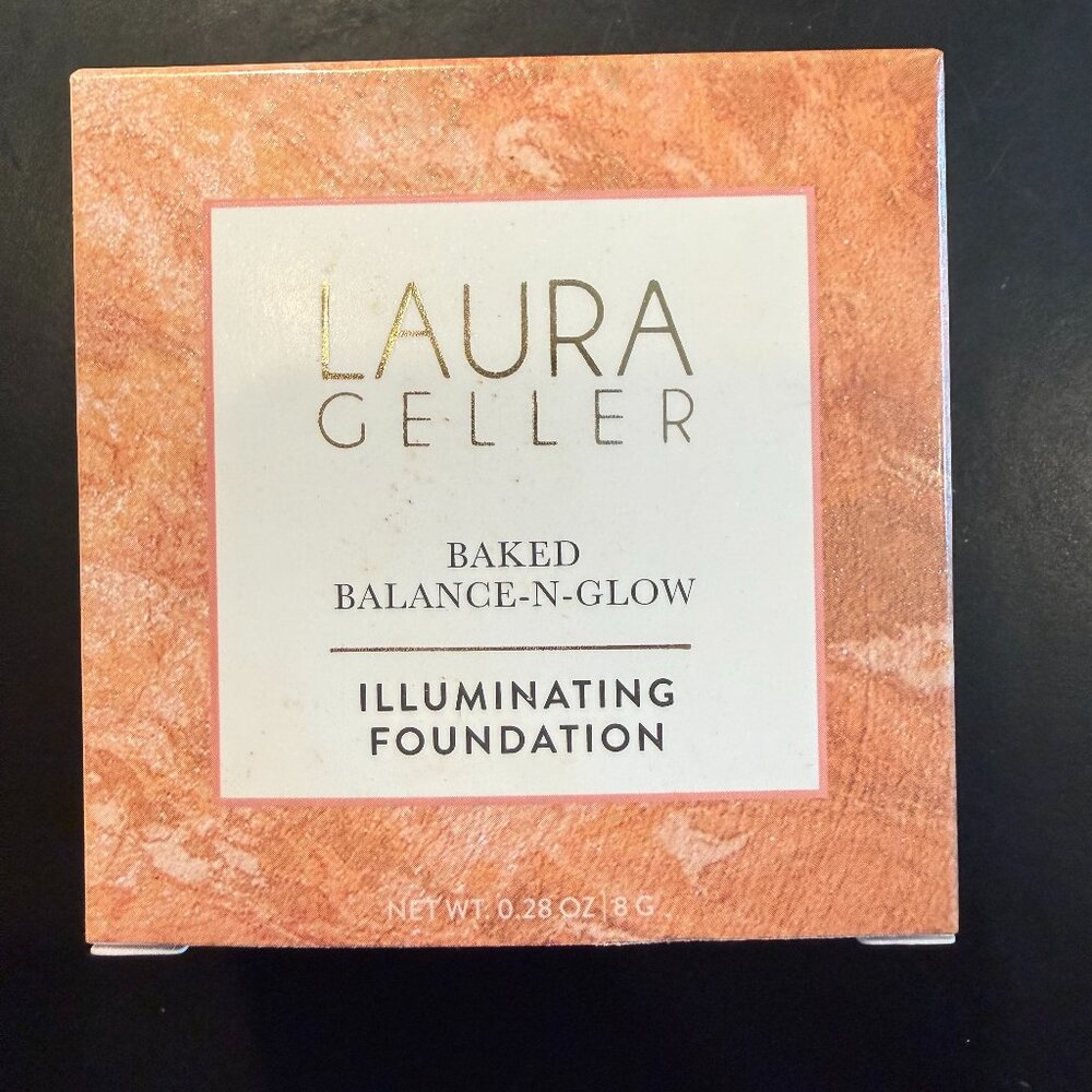 Laura Geller Baked Balance-N-Glow light Illuminating Foundation